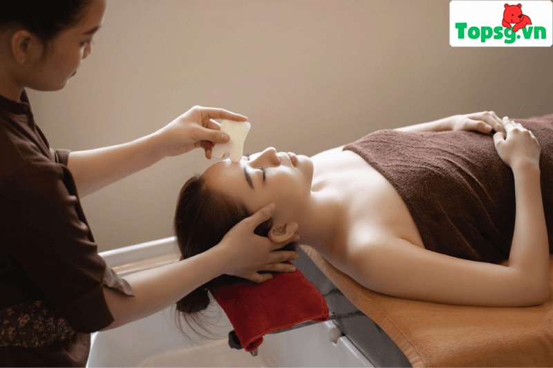 Massage bấm huyệt ở Quận 3